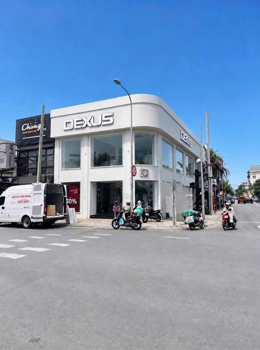 Cho thuê mặt bằng kinh doanh Nguyễn Thị Thập Quận 7 9,8x16 Giá 180tr